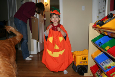 Evan tries on this Haloween costume